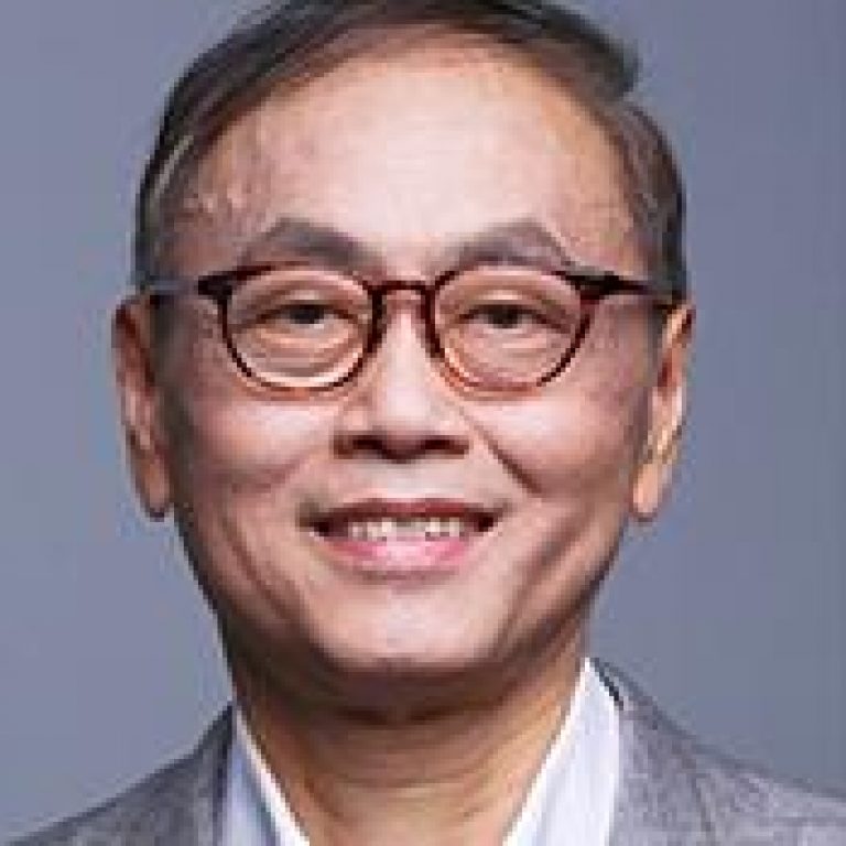 Edward TSE, Professor of Managerial Practice, Cheung Kong Graduate School of Business (CKGSB)

PhD University of California, Berkeley