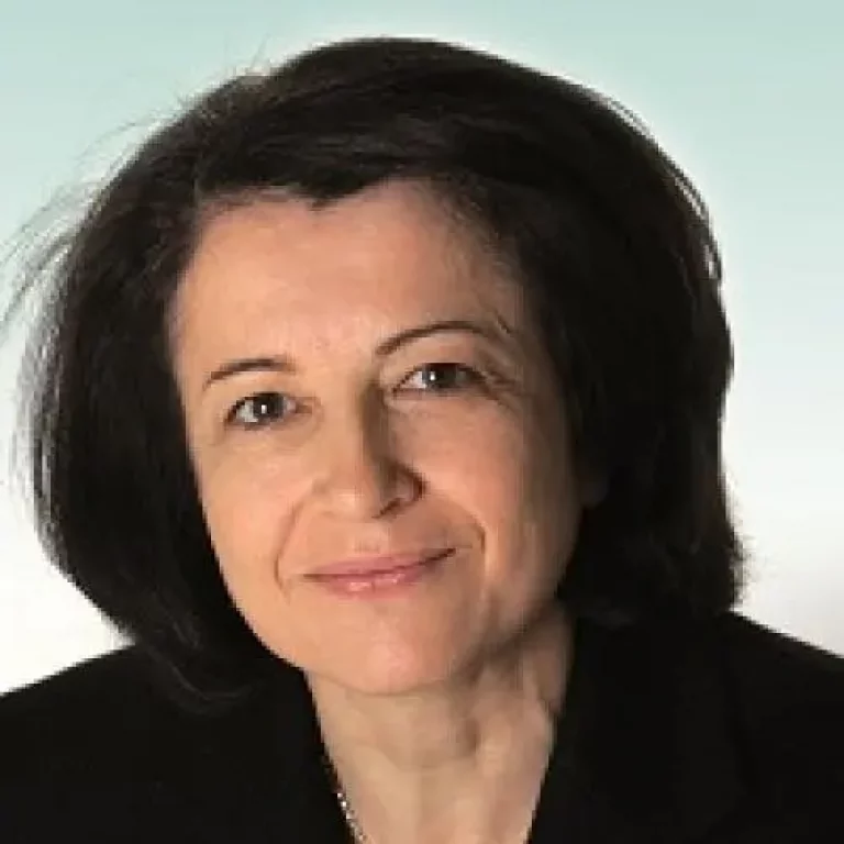 Anne MIROUX