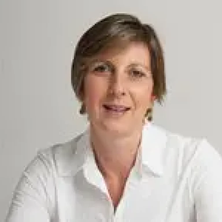 Deborah CAMPBELL