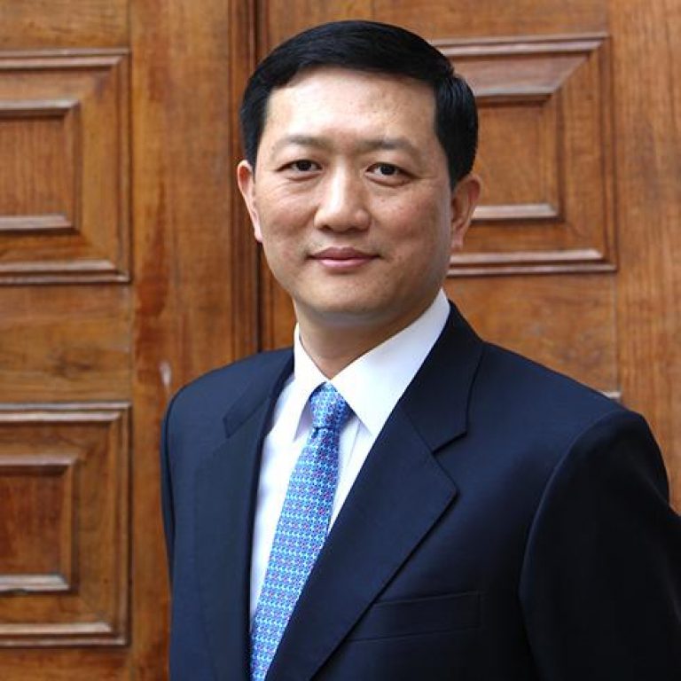 TAO Zhigang, Professor of Strategy and Economics and Associate Dean for Europe, Cheung Kong Graduate School of Business (CKGSB)

PhD, Princeton University