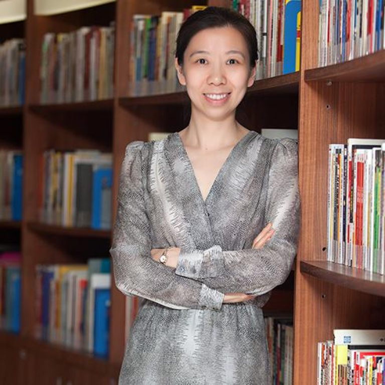 ZHU Rui (Juliet), Professor of Marketing, Director of Center for ESG and Social Innovation and Member of the Board of Supervisors of the Cheung Kong Education Development Foundation, Cheung Kong Graduate School of Business (CKGSB)

PhD, University of Minnesota