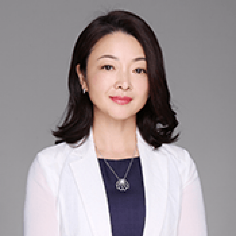 SUN Baohong, Dean's Distinguished Chair Professor of Marketing, Cheung Kong Graduate School of Business (CKGSB)
 
PhD, University of Southern California