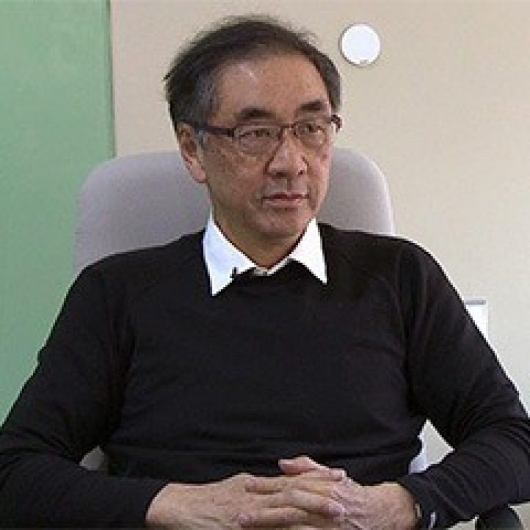 Leslie YOUNG, Professor of Economics, Cheung Kong Graduate School of Business (CKGSB)
 
D. Phil. (Mathematics) Oxford, England