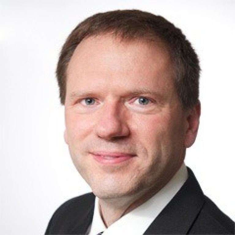 Brian VIARD, Associate Professor of Strategy and Economics and Executive Academic Director for MBA Program, Cheung Kong Graduate School of Business (CKGSB)

PhD, University of Chicago