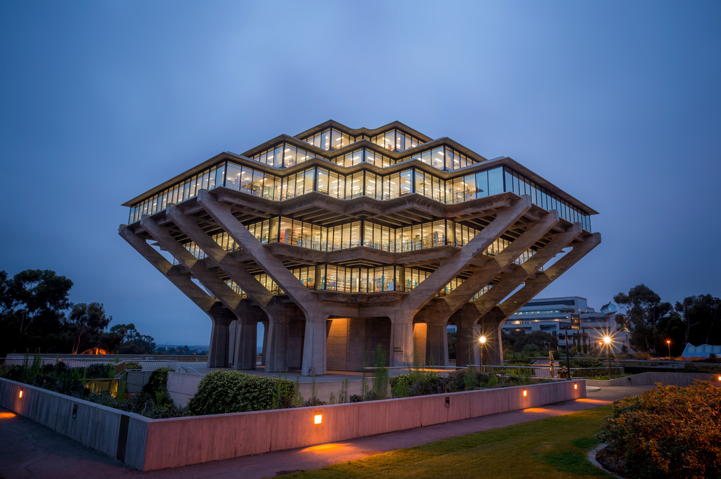 The CKGSB-UC San Diego Rady School of Management Biotech Accelerator Unicorn Program located in UC San Diego 02 - CKGSB