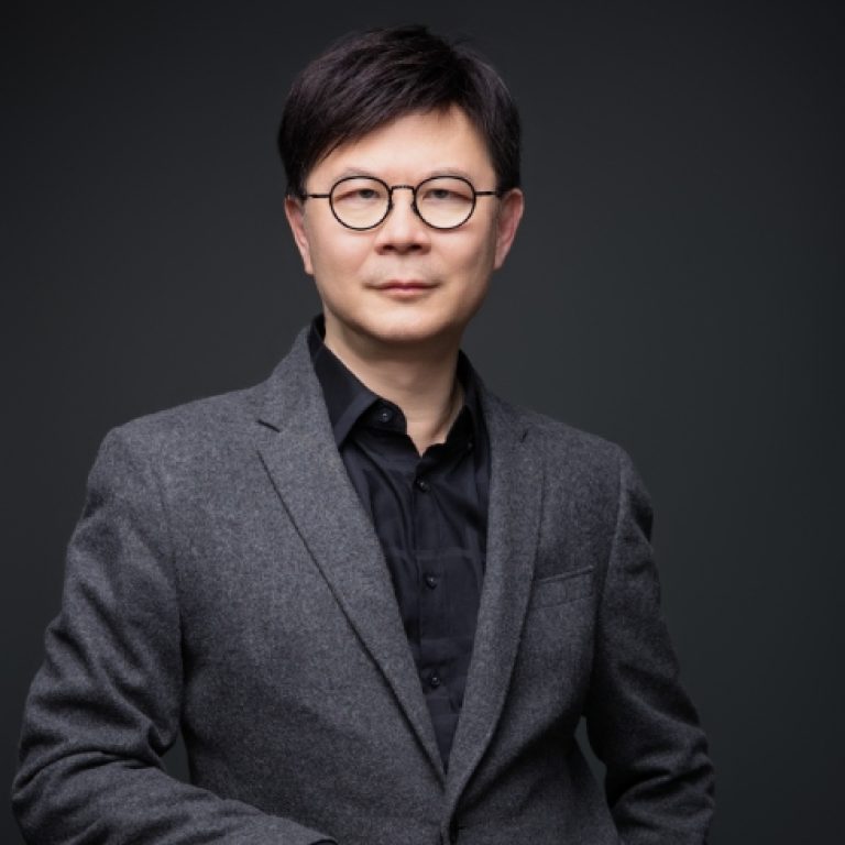 Christopher K. HSEE, Dean's Distinguished Chair Professor of Marketing, Executive Academic Director of Business Scholars Program, and Director of Center for Happiness, Behavioral Science and the Psychology of Aging, Cheung Kong Graduate School of Business (CKGSB)

Ph.D. (psychology), Yale University