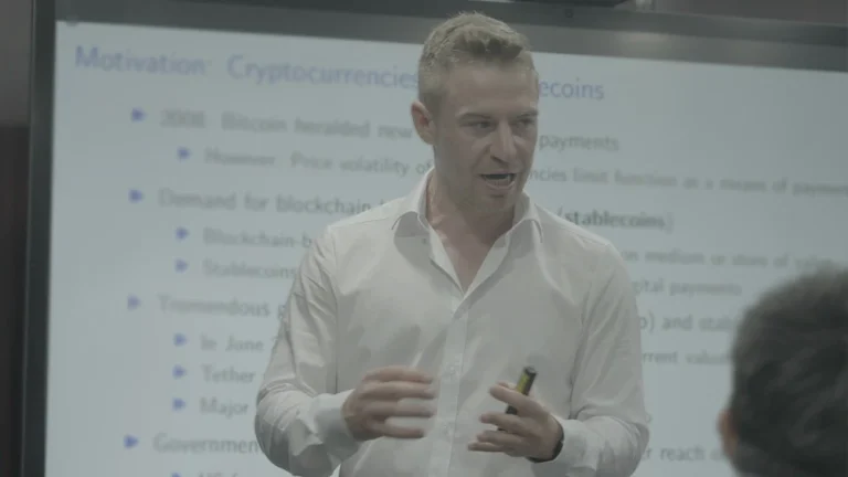 CKGSB Seminar Explores Global Financial Innovation and the Future of Stablecoins